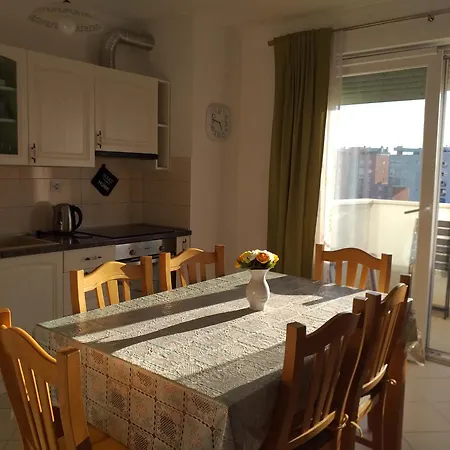 Pavo Apartment