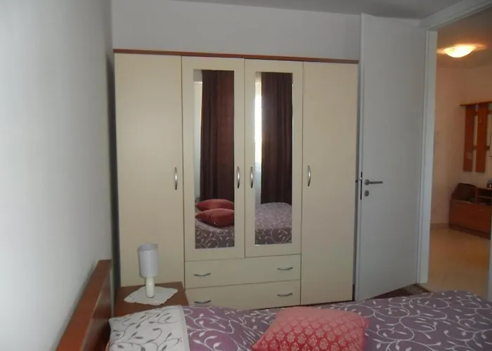Apartman Pavo *