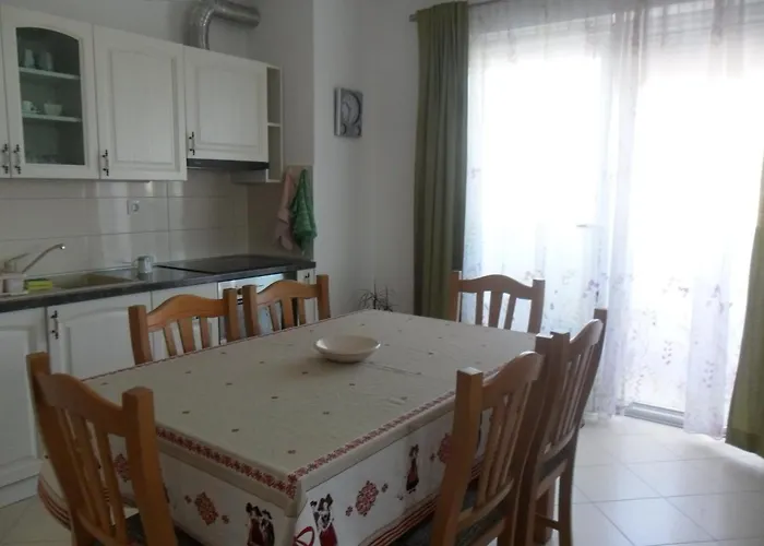 Pavo Apartament *