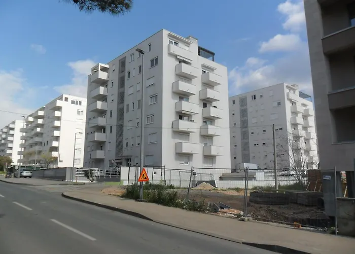 Apartament Pavo *